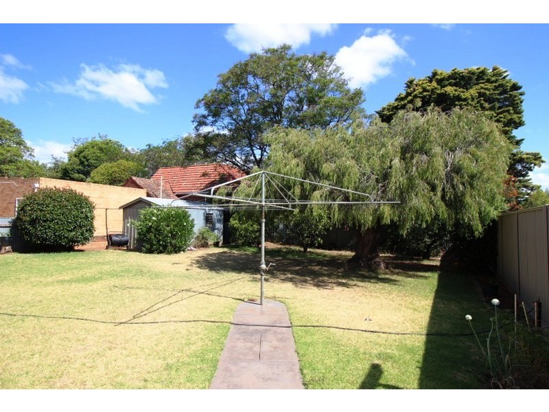 40 Caufield Avenue, Cumberland Park SA 5041