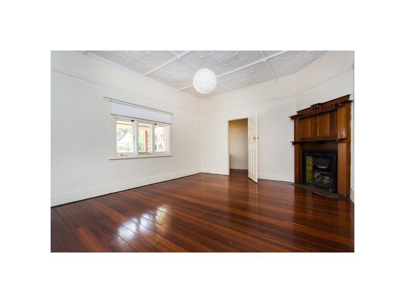 39 Addison Road, Black Forest SA 5035