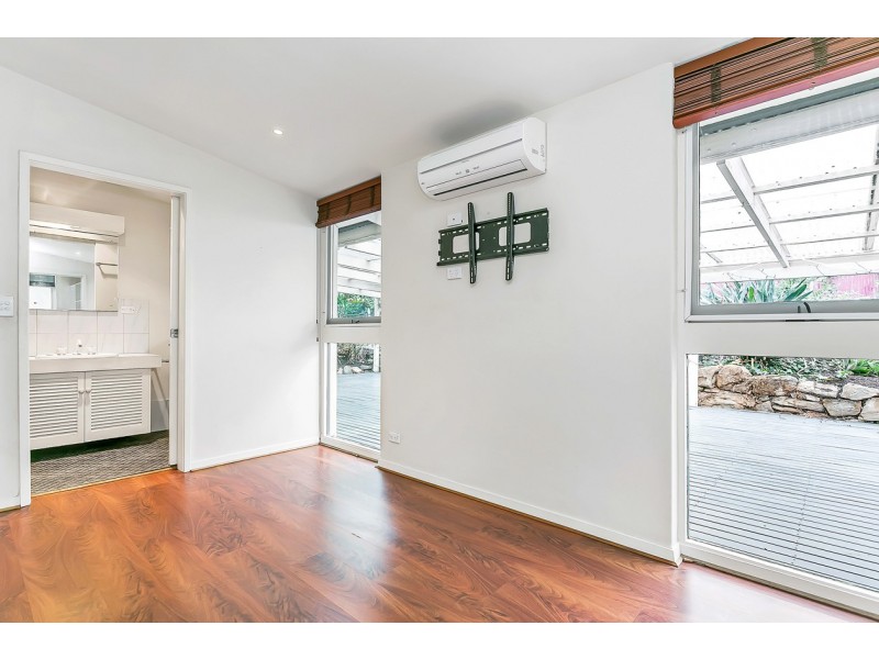 5 Holmes Court, Flagstaff Hill SA 5159