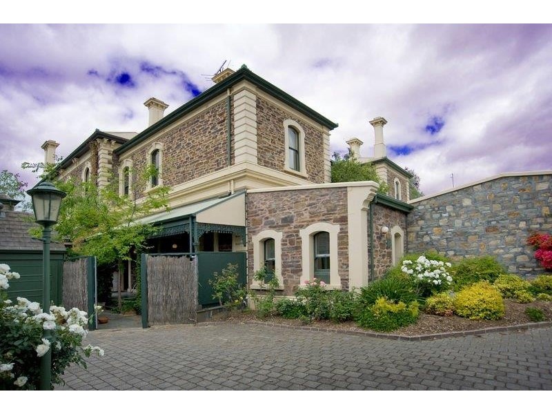 17 Dimora Court, Adelaide SA 5000
