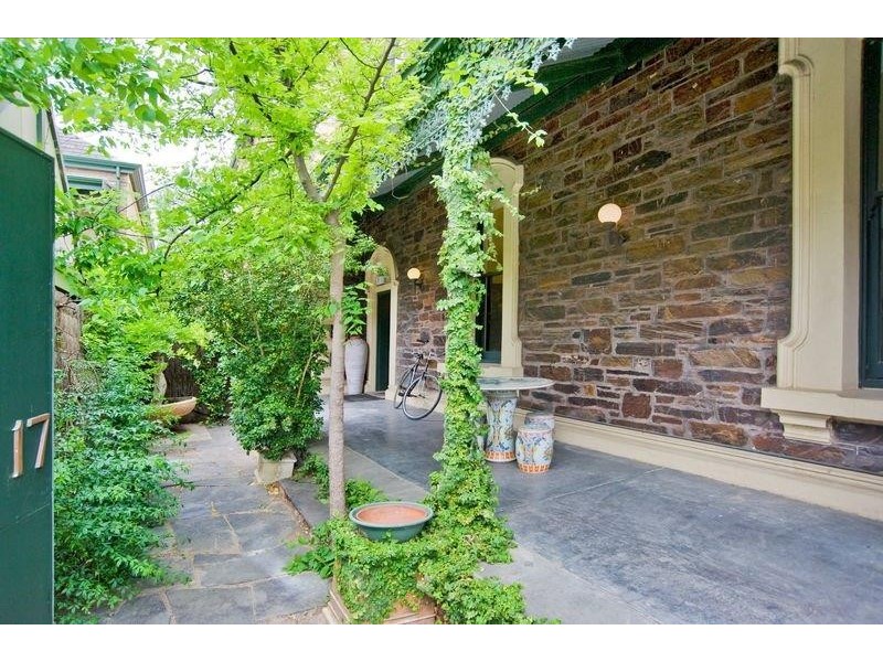 17 Dimora Court, Adelaide SA 5000