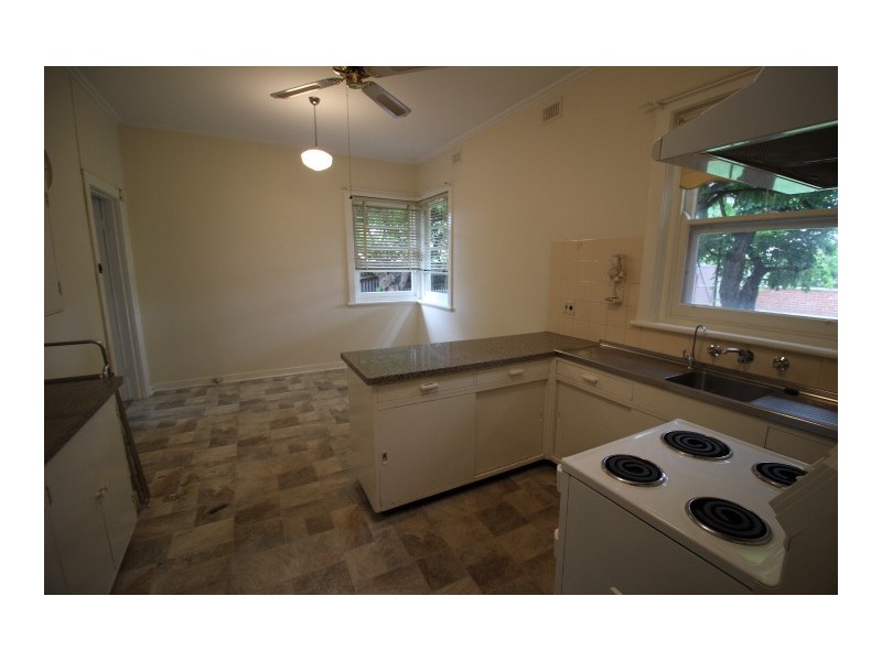 1 Shackleton Place, Flinders Park SA 5025