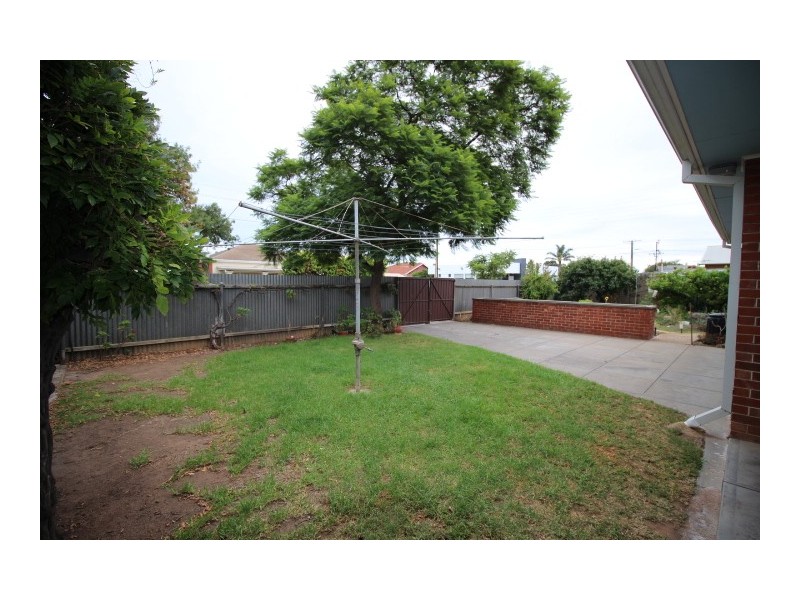 1 Shackleton Place, Flinders Park SA 5025