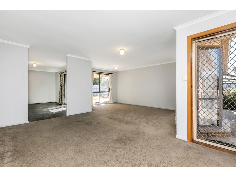 21 Sampson Crescent, Old Reynella SA 5161