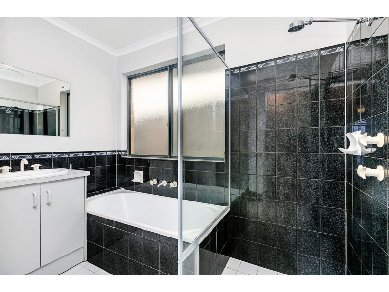 21 Sampson Crescent, Old Reynella SA 5161