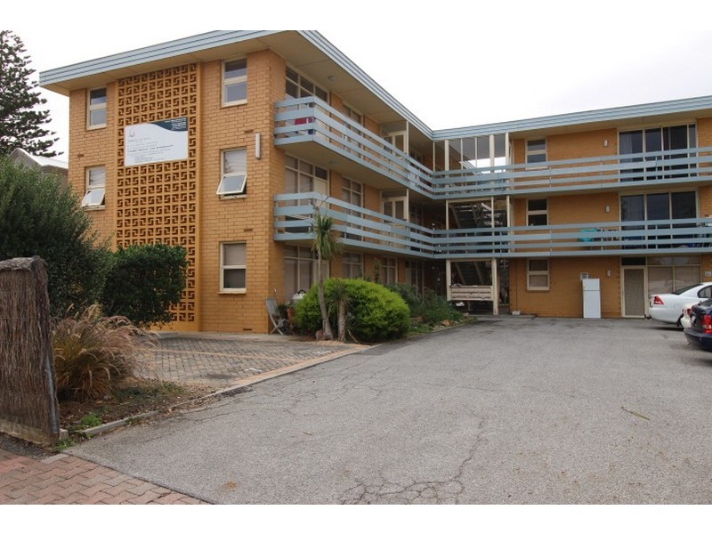 8/36 Sturt Street, Glenelg North SA 5045