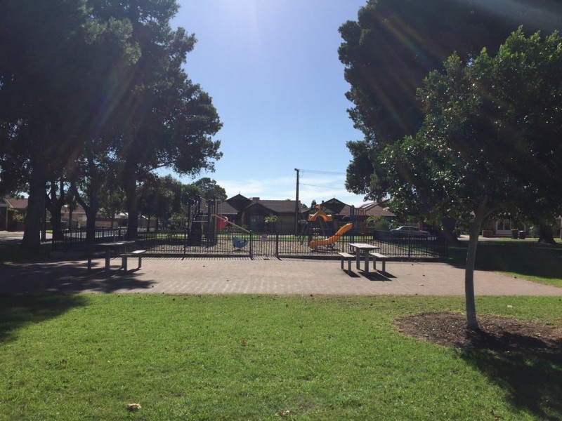 4/64 Augusta Street, Glenelg East SA 5045