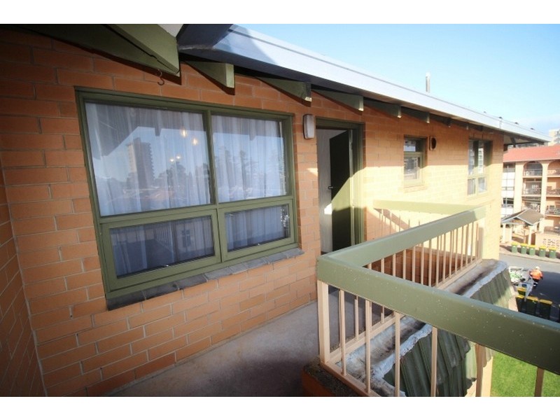 16/34 Nile Street, Glenelg SA 5045