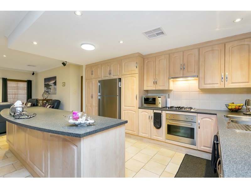 13 Young Street, Glenelg East SA 5045