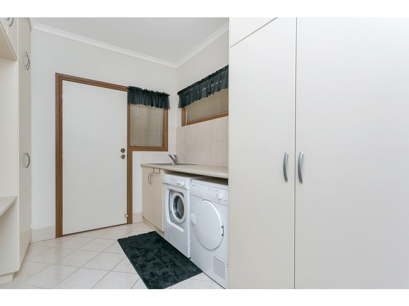 13 Young Street, Glenelg East SA 5045