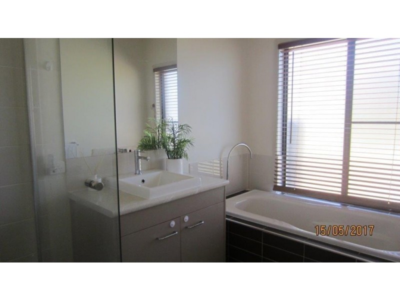 Hatton Vale QLD 4341