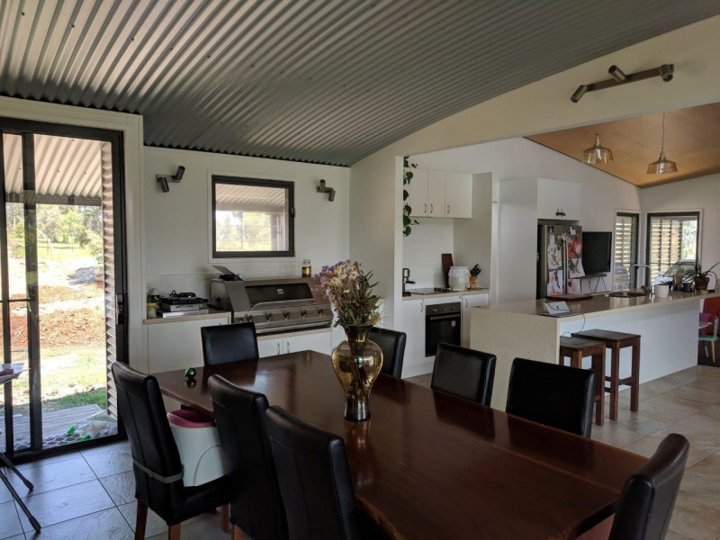 Hatton Vale QLD 4341