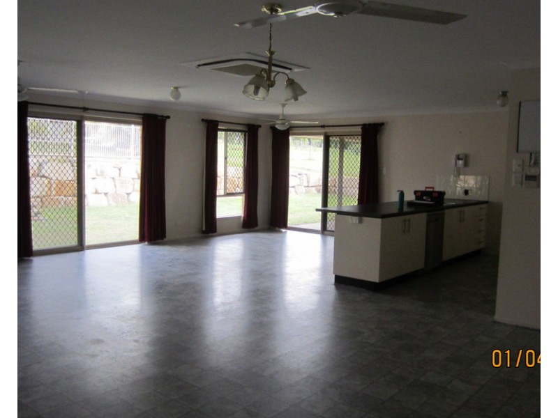 Kensington Grove QLD 4341