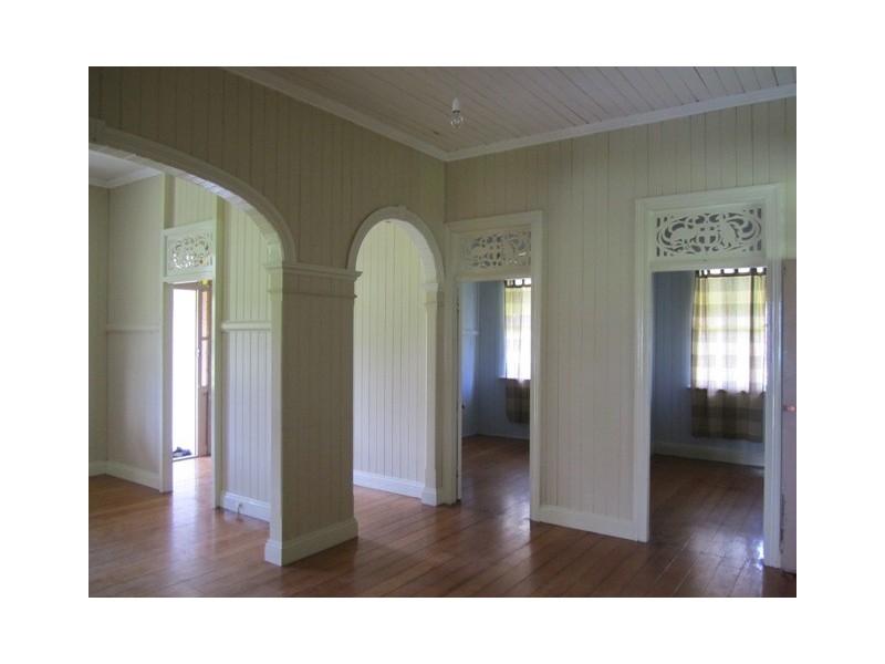 Lockyer Waters QLD 4311