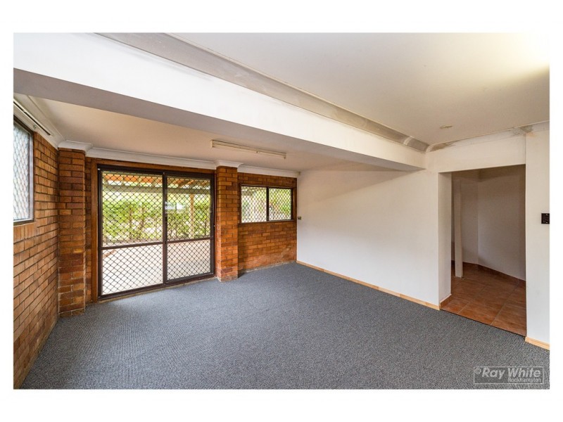 248 Farm Street, Kawana QLD 4701