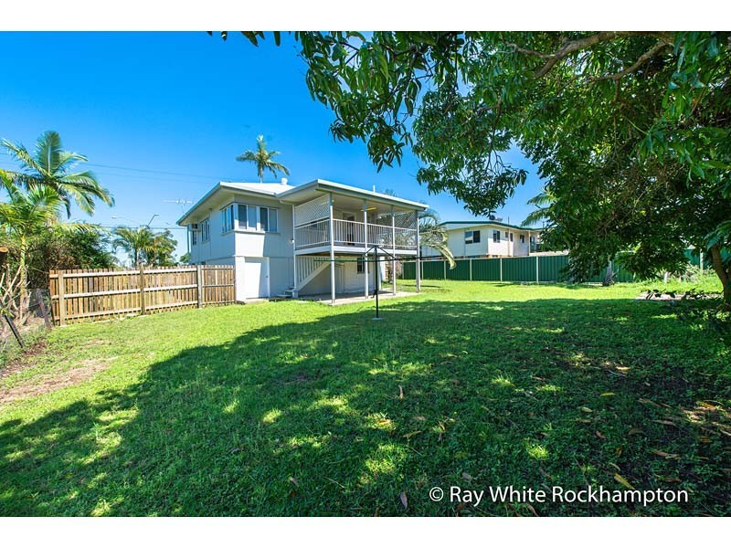 68 Haynes Street, Park Avenue QLD 4701