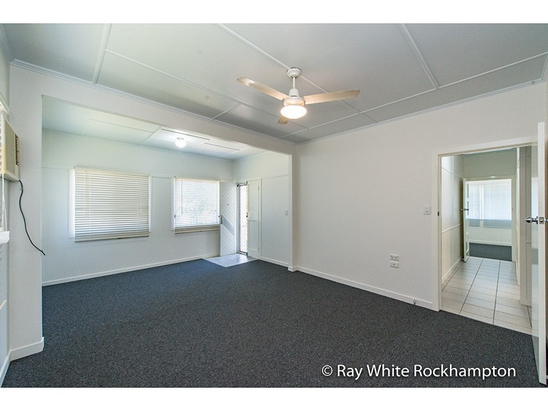 68 Haynes Street, Park Avenue QLD 4701