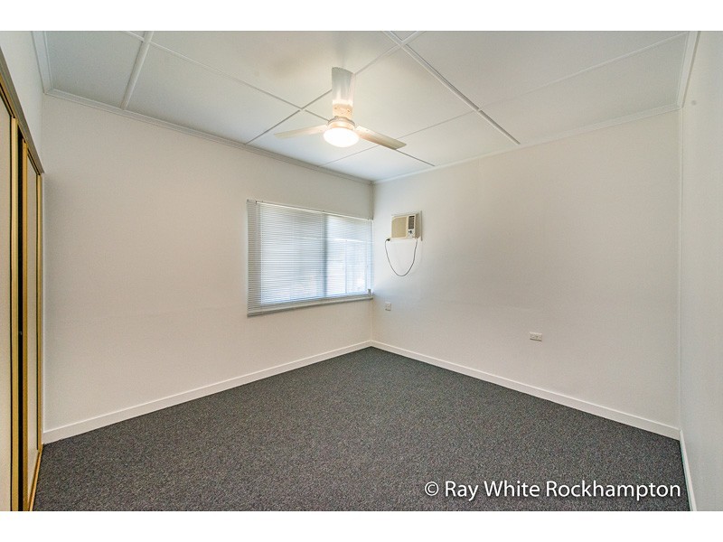 68 Haynes Street, Park Avenue QLD 4701