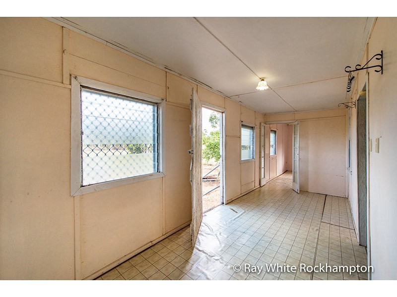 170 Black Creek Road, Nerimbera QLD 4701