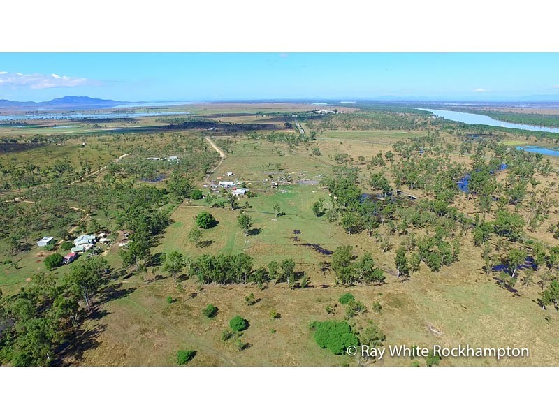 170 Black Creek Road, Nerimbera QLD 4701