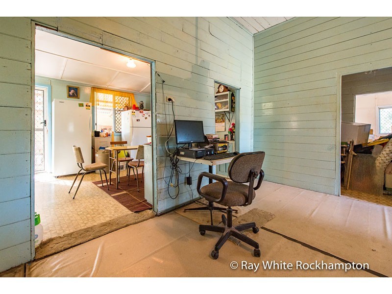 170 Black Creek Road, Nerimbera QLD 4701