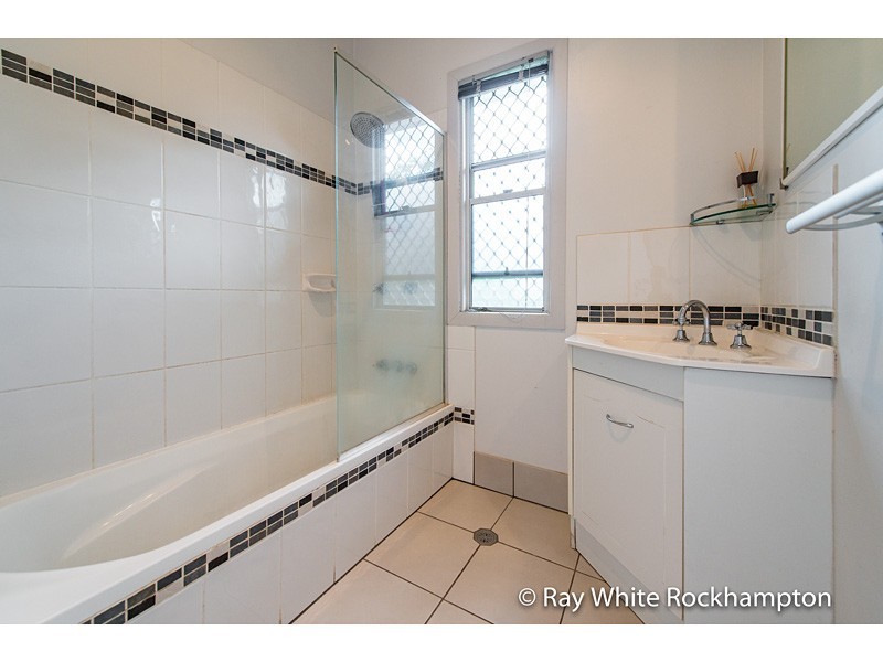 42 Eton Street, West Rockhampton QLD 4700