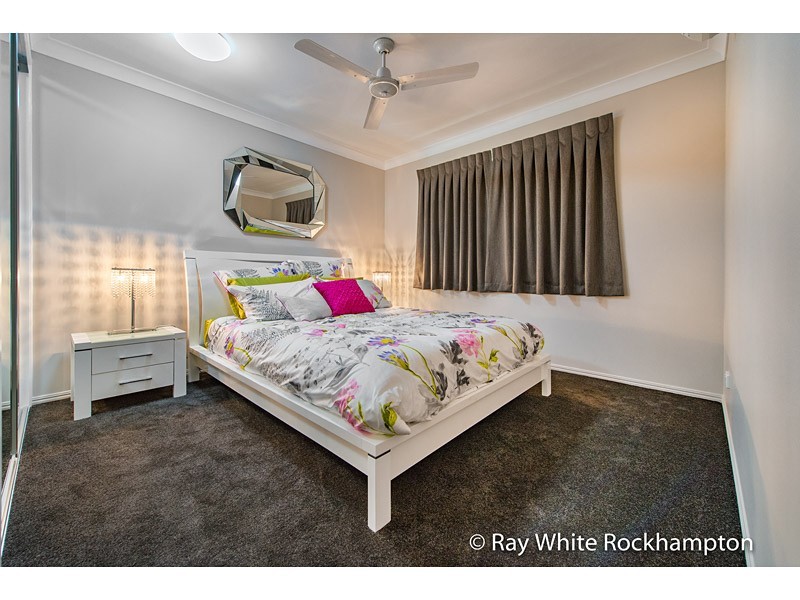 15 Edenbrook Drive, Parkhurst QLD 4702