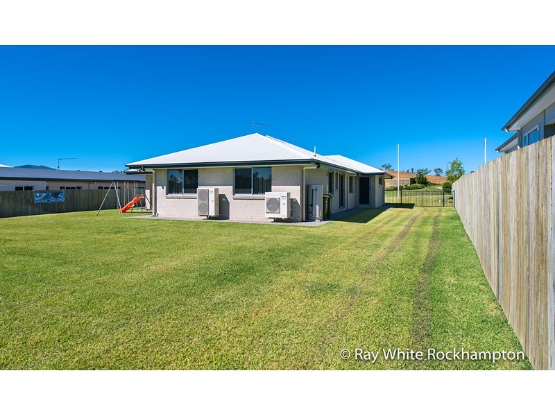 15 Edenbrook Drive, Parkhurst QLD 4702