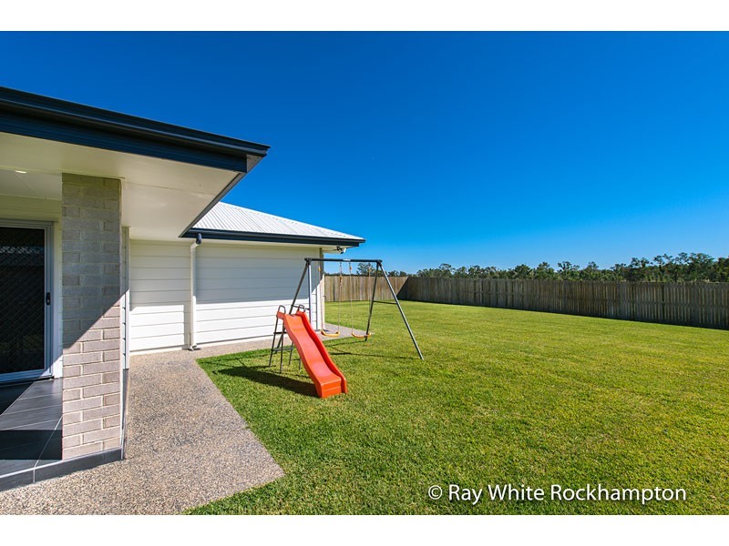 15 Edenbrook Drive, Parkhurst QLD 4702