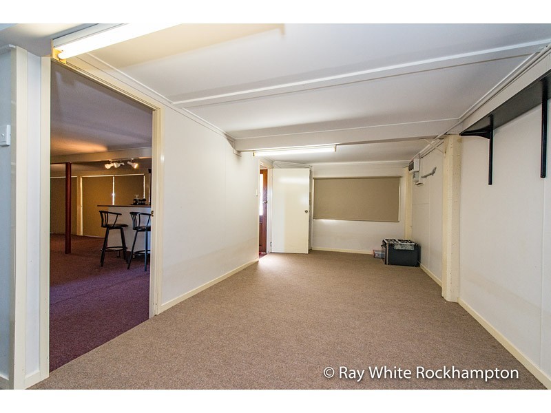 17 Werner Street, Park Avenue QLD 4701