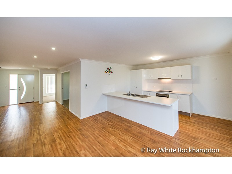 27 Kildare Crescent, Parkhurst QLD 4702