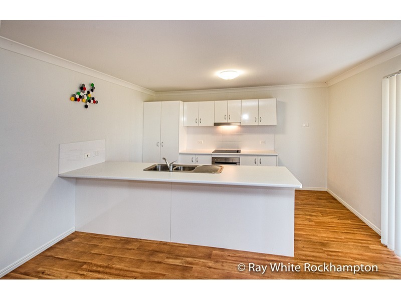 27 Kildare Crescent, Parkhurst QLD 4702