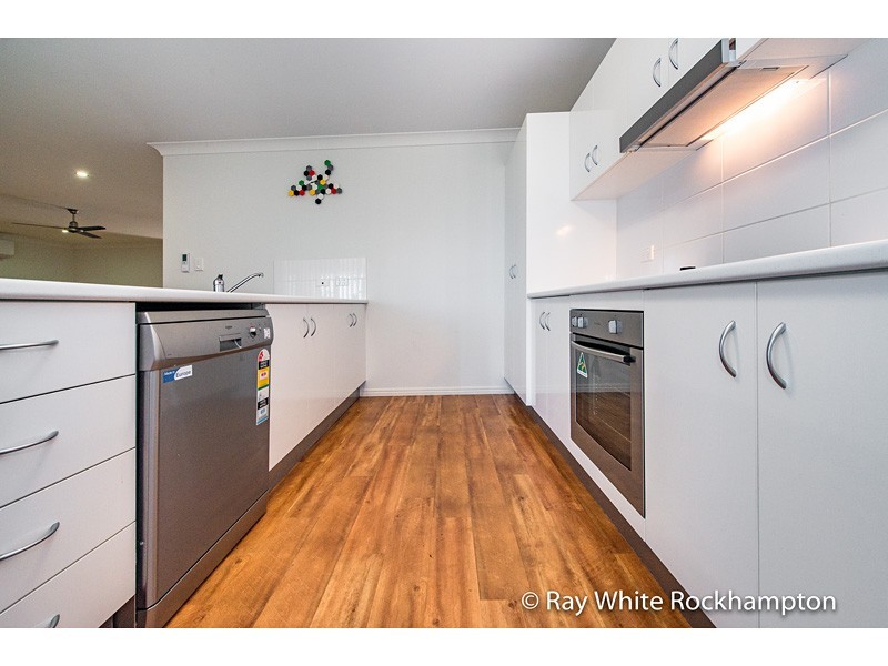 27 Kildare Crescent, Parkhurst QLD 4702