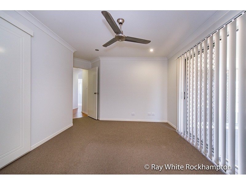 27 Kildare Crescent, Parkhurst QLD 4702