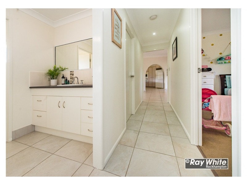 64 Neilsen Avenue, Glenlee QLD 4711