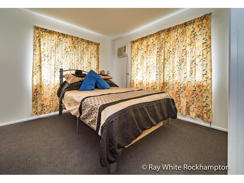 277 Elphinstone Street, Koongal QLD 4701