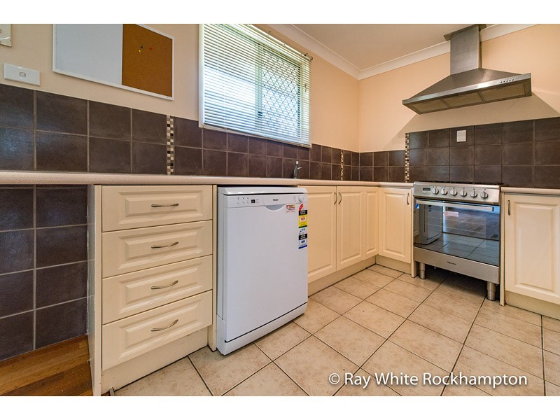 9 Vyner Street, Wandal QLD 4700