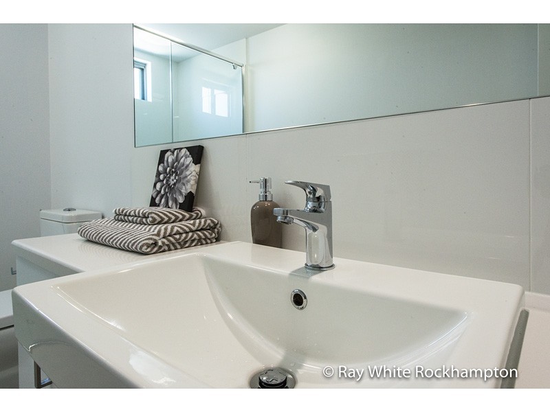 401/2-4 Victoria Parade, Rockhampton City QLD 4700