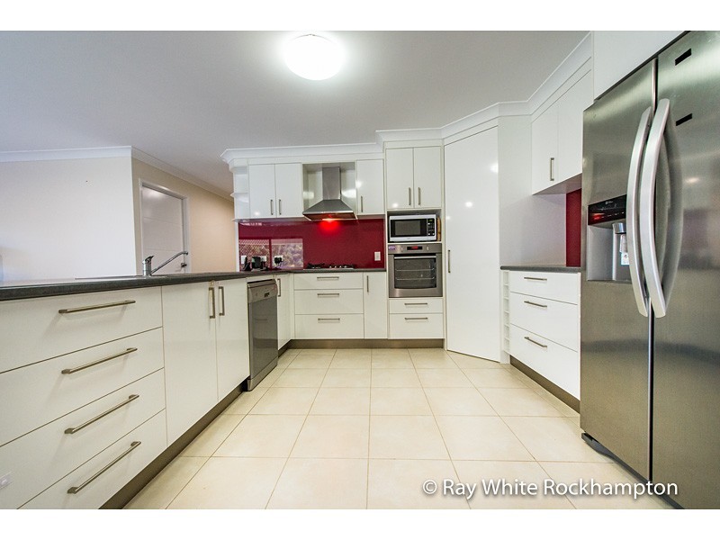 147 Constance Avenue, Rockyview QLD 4701