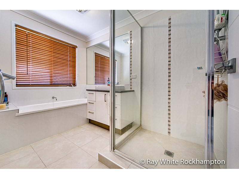 147 Constance Avenue, Rockyview QLD 4701