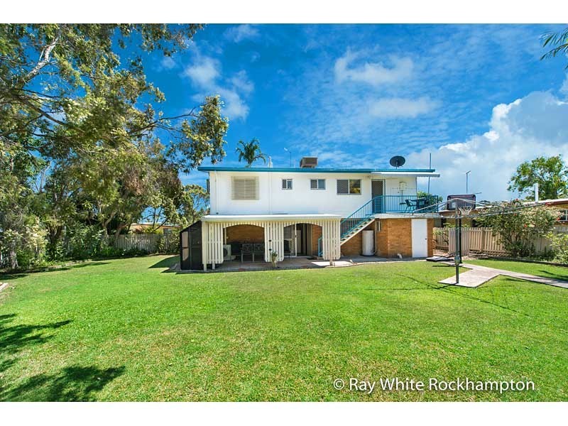 21 Elwing Street, Kawana QLD 4701