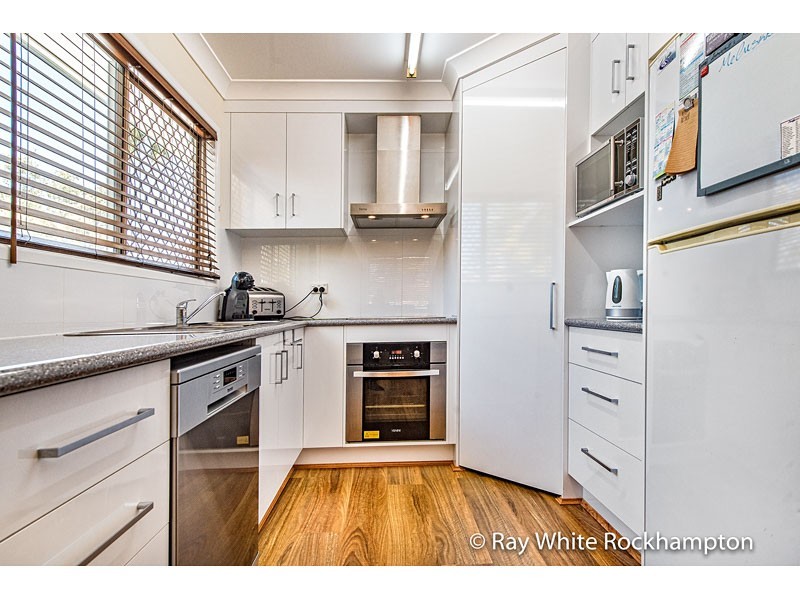 21 Elwing Street, Kawana QLD 4701