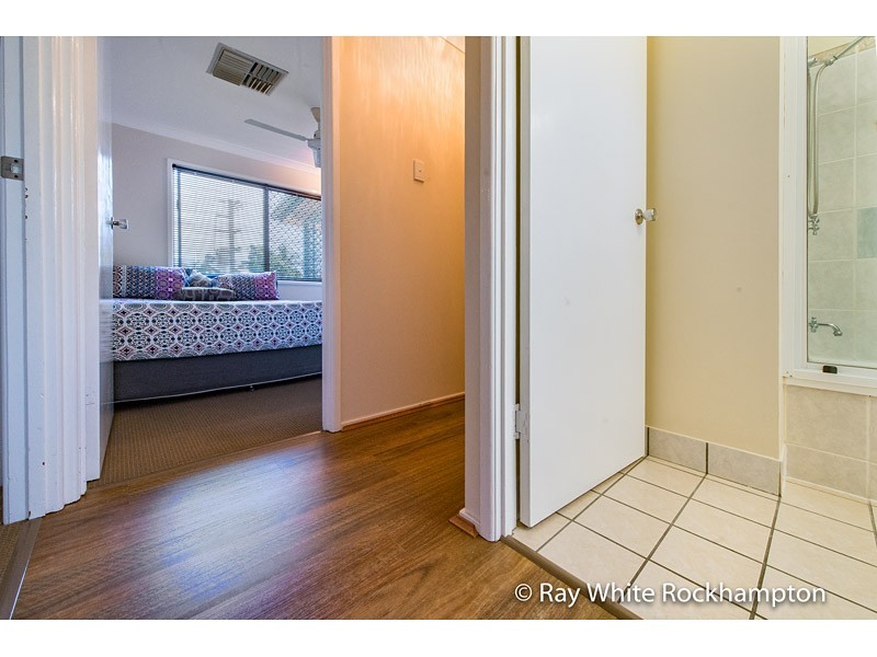 21 Elwing Street, Kawana QLD 4701