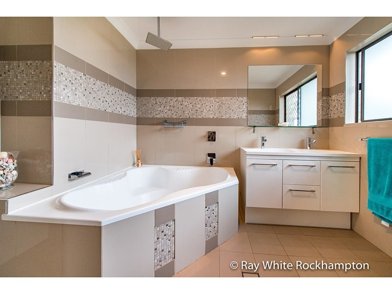 343 Shields Avenue, Frenchville QLD 4701