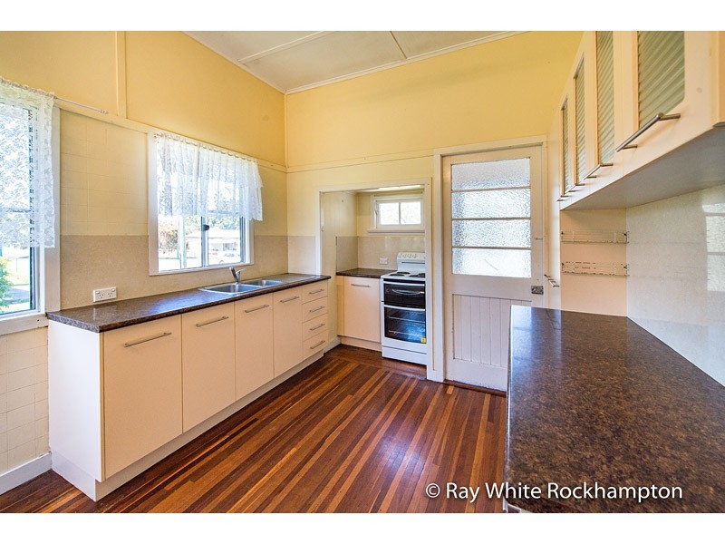 142 Thozet Road, Koongal QLD 4701