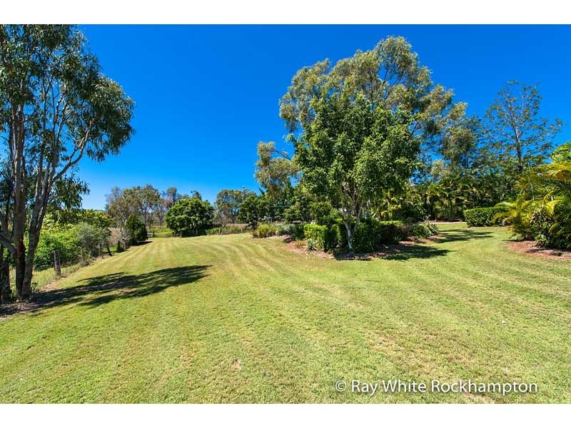 11-13 Laura Close, Rockyview QLD 4701