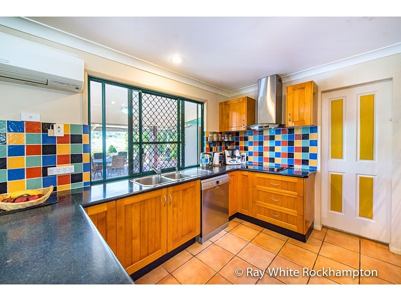 11-13 Laura Close, Rockyview QLD 4701