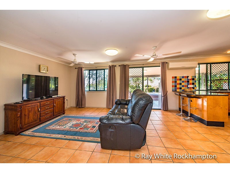 11-13 Laura Close, Rockyview QLD 4701
