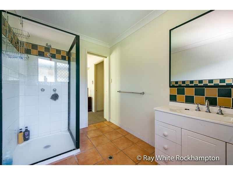 11-13 Laura Close, Rockyview QLD 4701