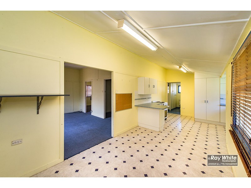 164 High Street, Berserker QLD 4701